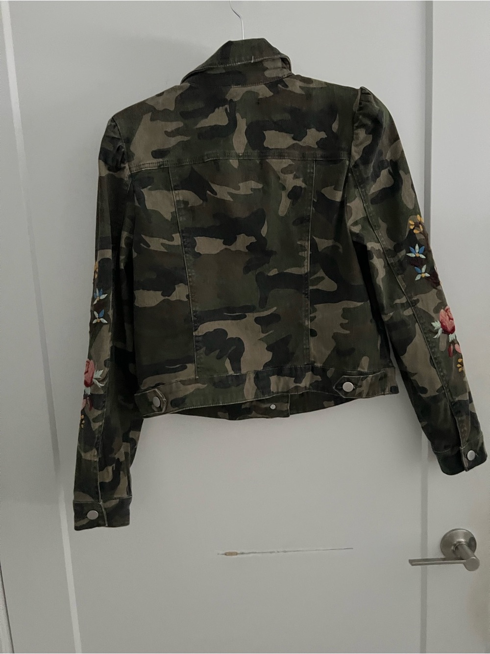 Embroidered Camouflage Denim Jacket - Olive Floral new - Picture 4 of 6